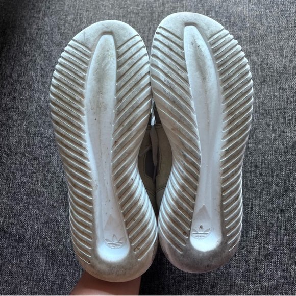 Adidas Women’s Tubular Defiant Athletic Shoe Size 6.5 - Picture 7 of 7